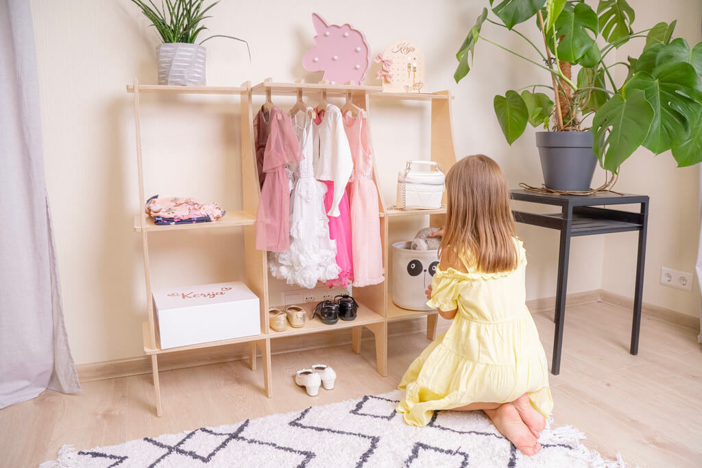 Wardrobe for kids - for play time